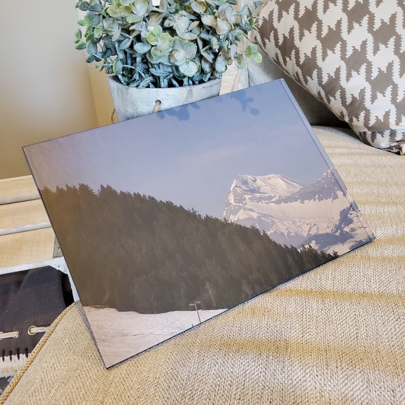 Brand new Chanel book postcards - Picture 6 of 9